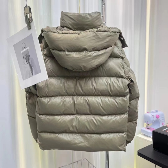 Moncler down jacket - Picture 6 of 7